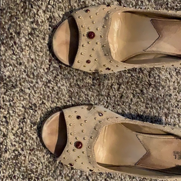 Michael Kors Neude Stillettos with jewels - Picture 5 of 6